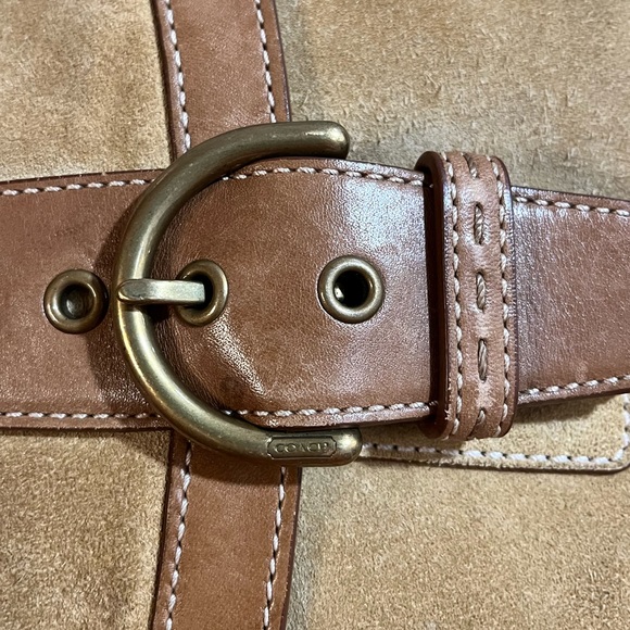 Vintage Coach Saddle Bag: Genuine Suede - Picture 13 of 16